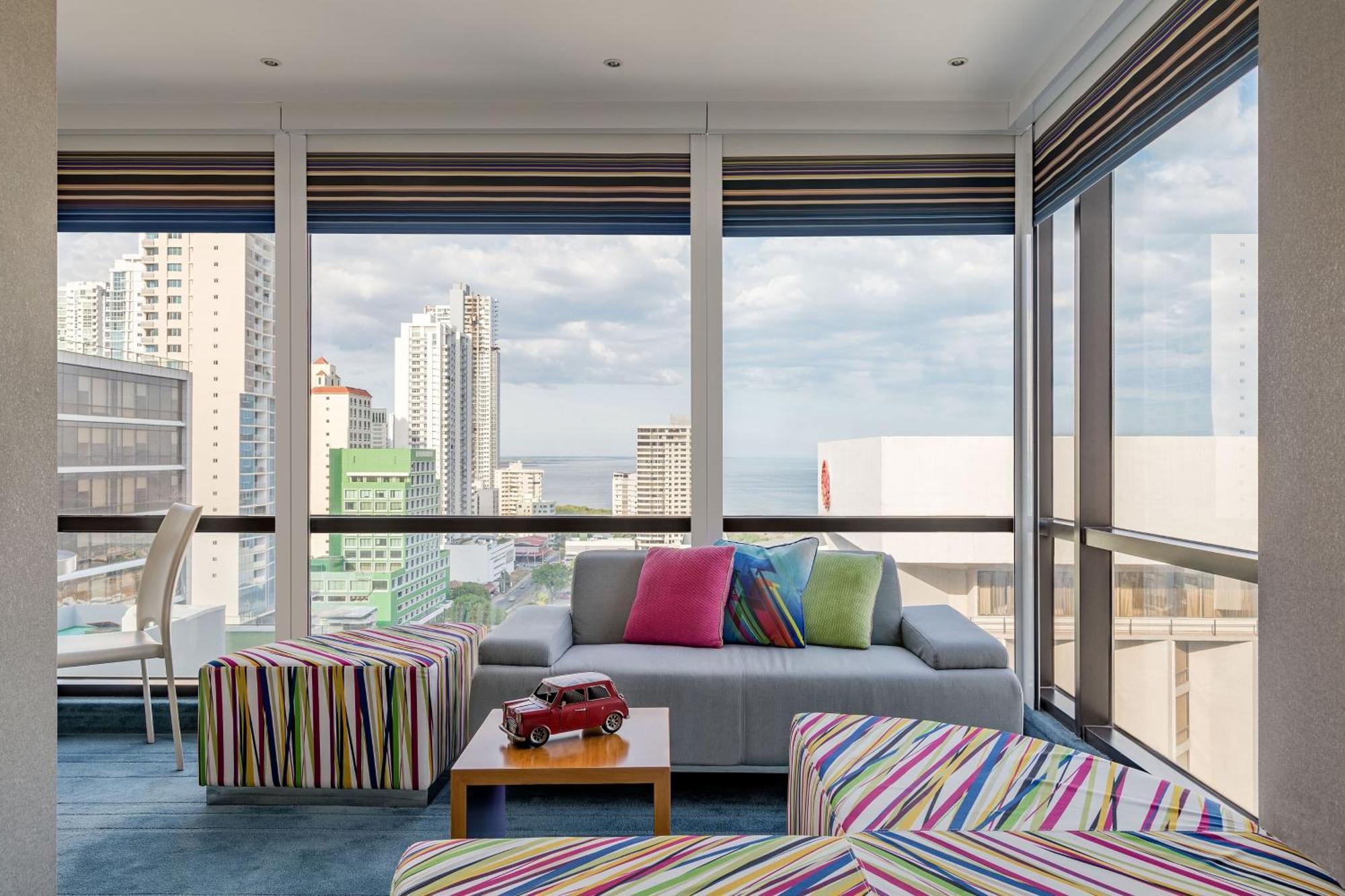Aloft Hotel 4*