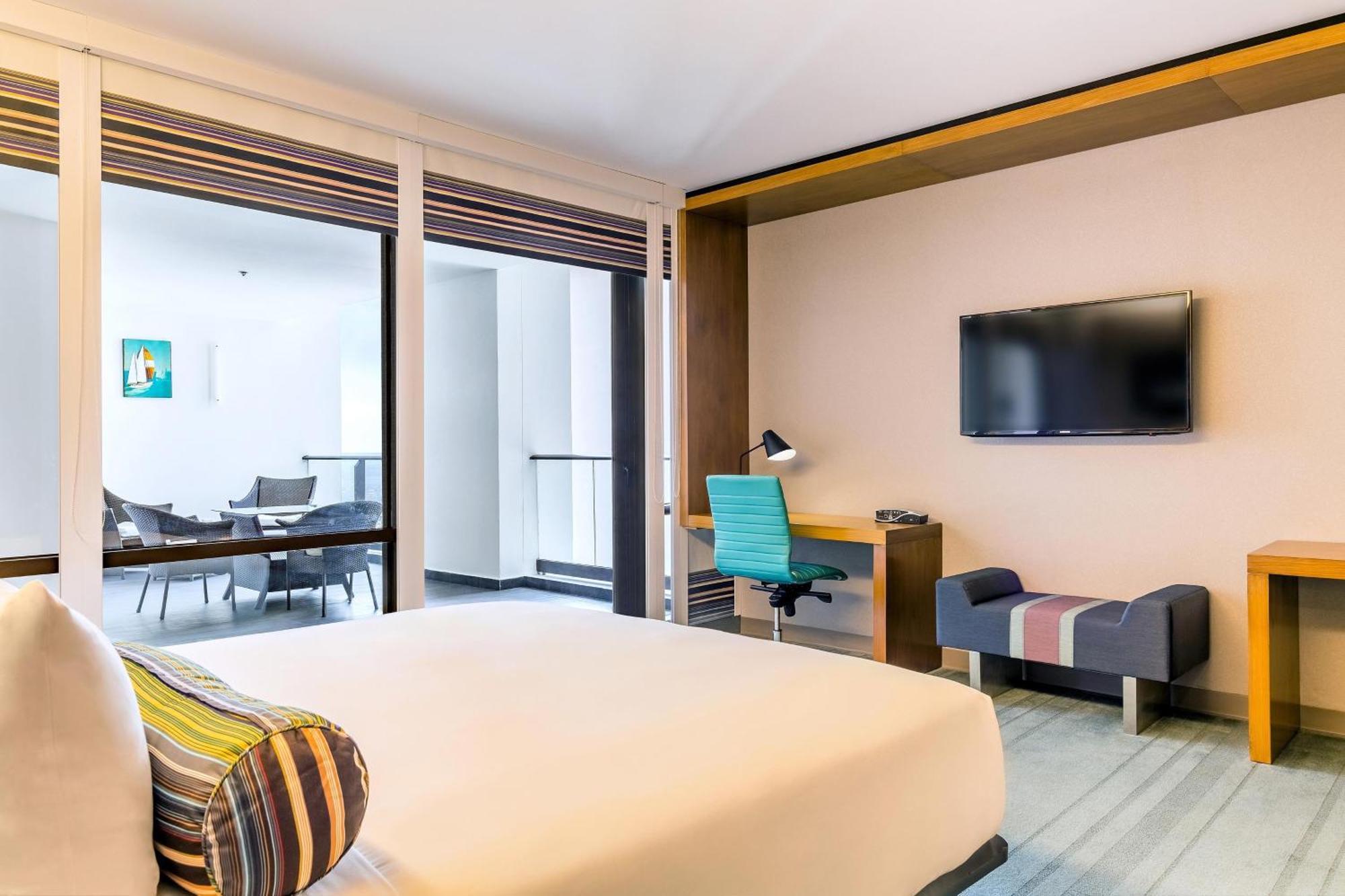 Aloft 4*